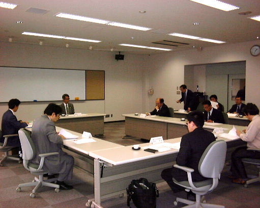 企画会議の様子１